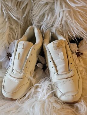 🆕️👟Reebok Classic Leather, Off White, Sz 5M/6.5-7W